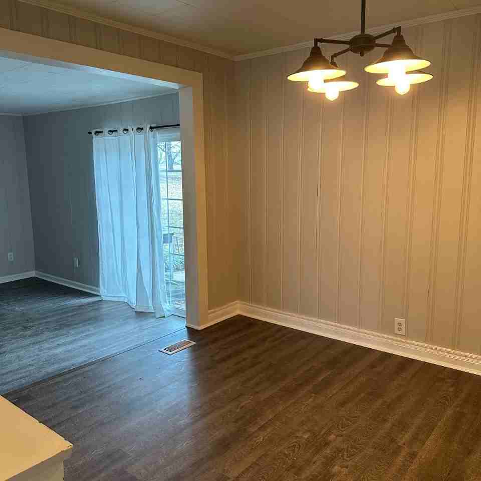 271 E 3rd Ave - Photo 6 of 20