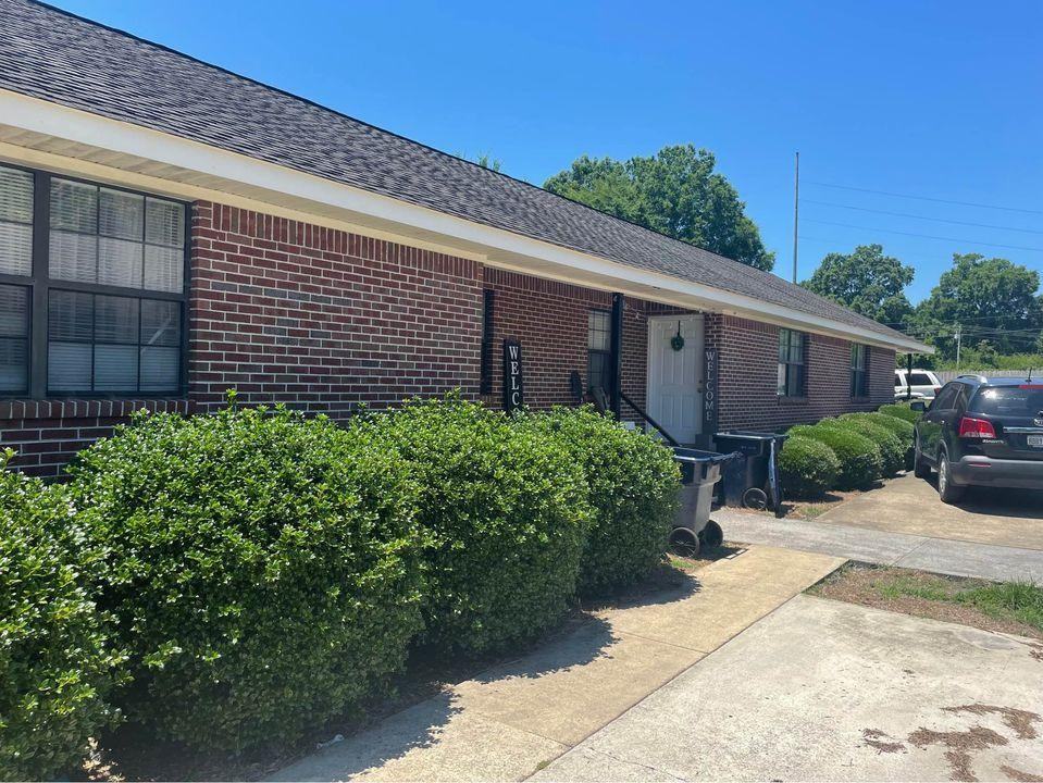 111 Wilder Rd - Photo 2 of 5