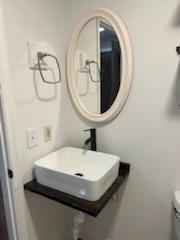 212 South State Road - Photo 5 of 10