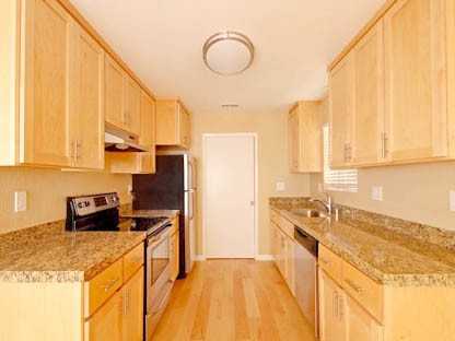 696 Towle Way #37 - Photo 3 of 11