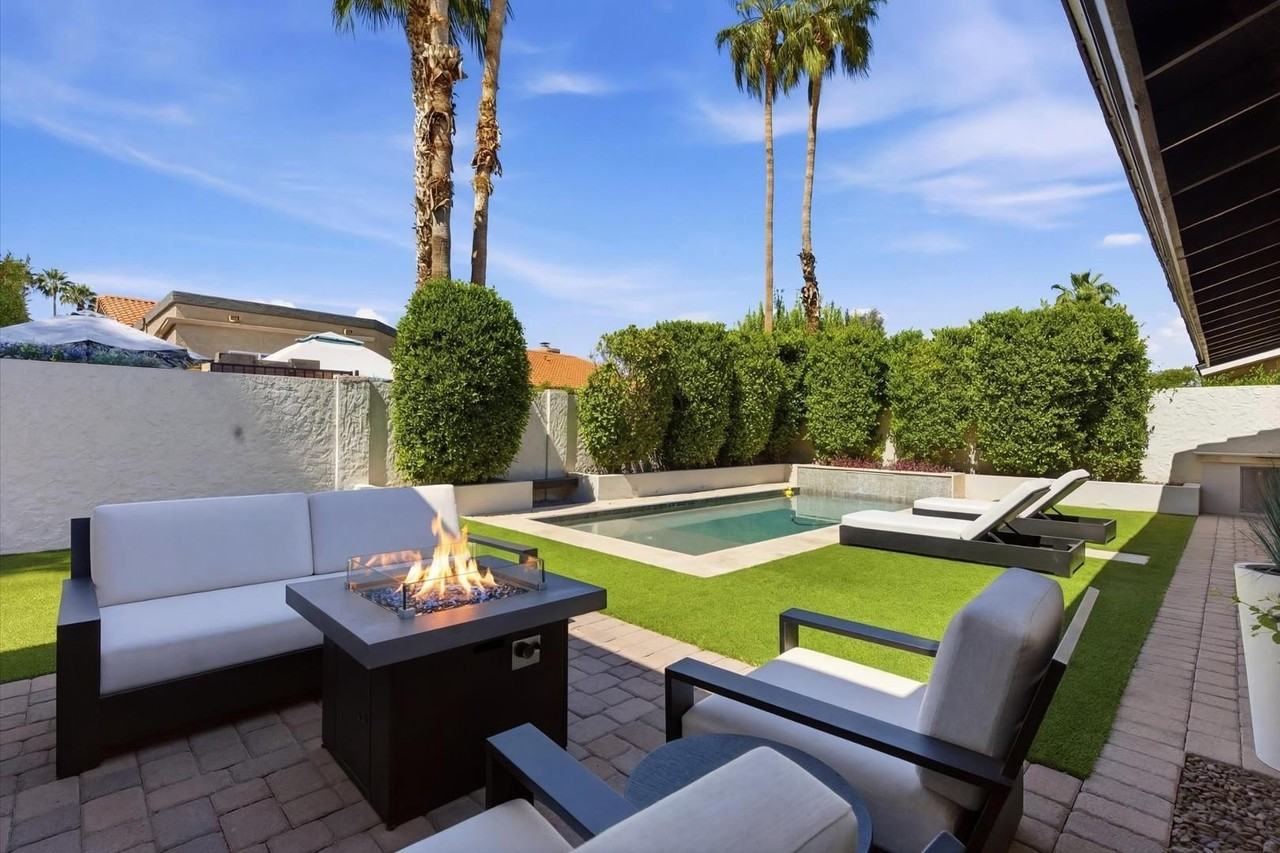 8372 E San Salvador Dr - Photo 6 of 35