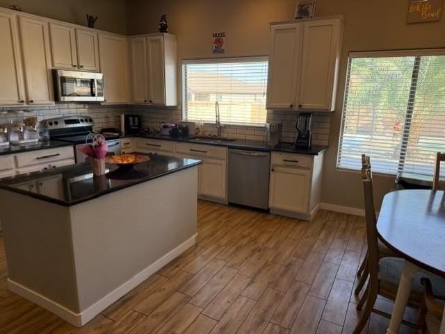 37262 W Oliveto Ave - Photo 4 of 29