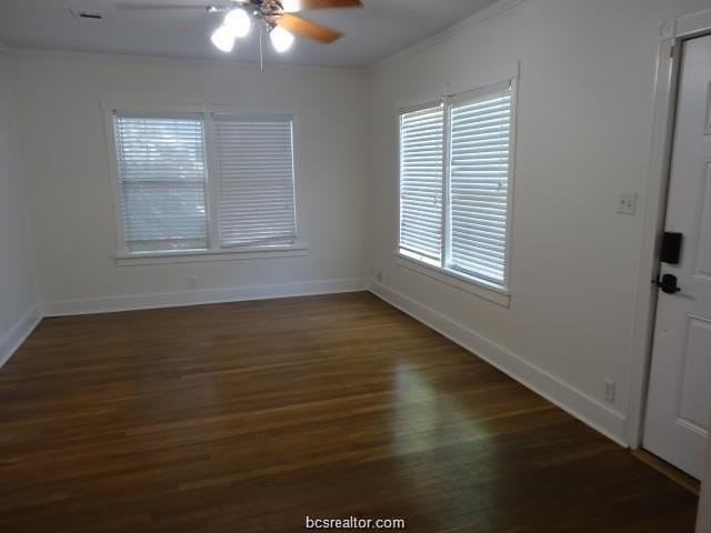 402 Ayrshire St - Photo 3 of 18