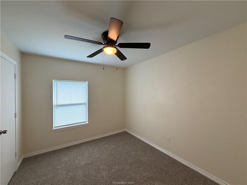 306 W 23rd St - Photo 5 of 12