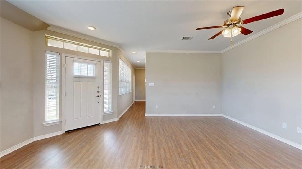 2027 Harvey Mitchell Pkwy S - Photo 3 of 38