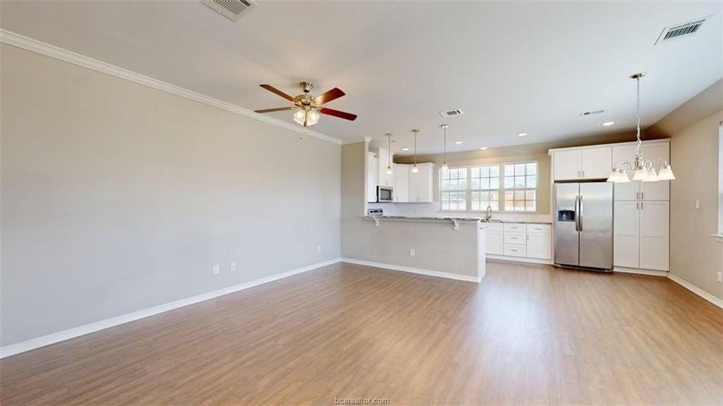 2027 Harvey Mitchell Pkwy S - Photo 4 of 38