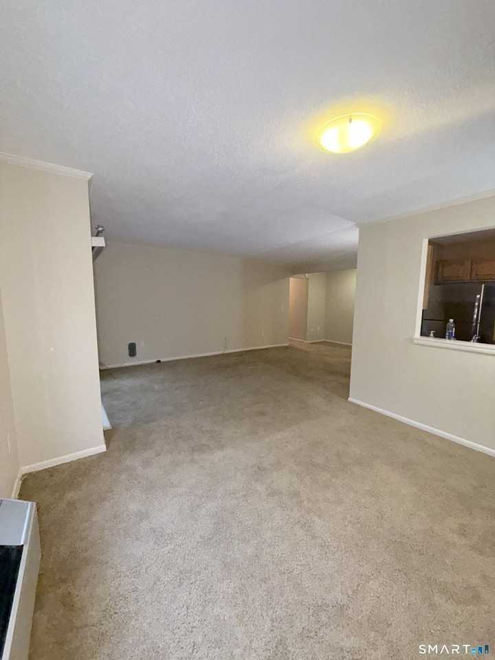 175 Mill Pond Rd - Photo 7 of 19