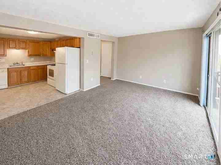 210 Towne House Rd - Photo 4 of 9