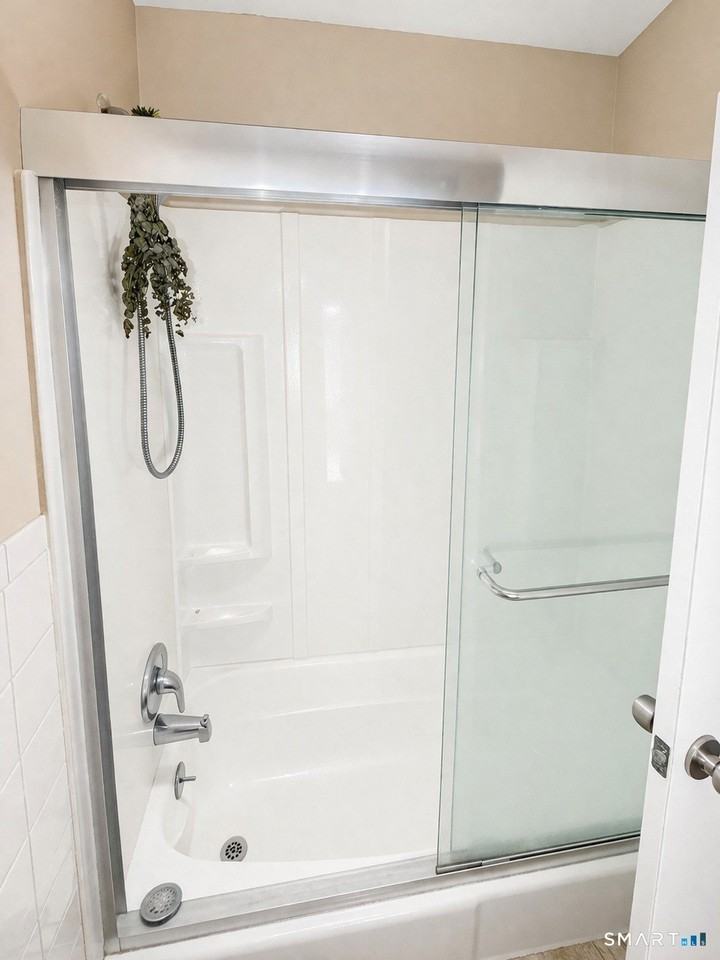 210 Towne House Rd - Photo 7 of 9