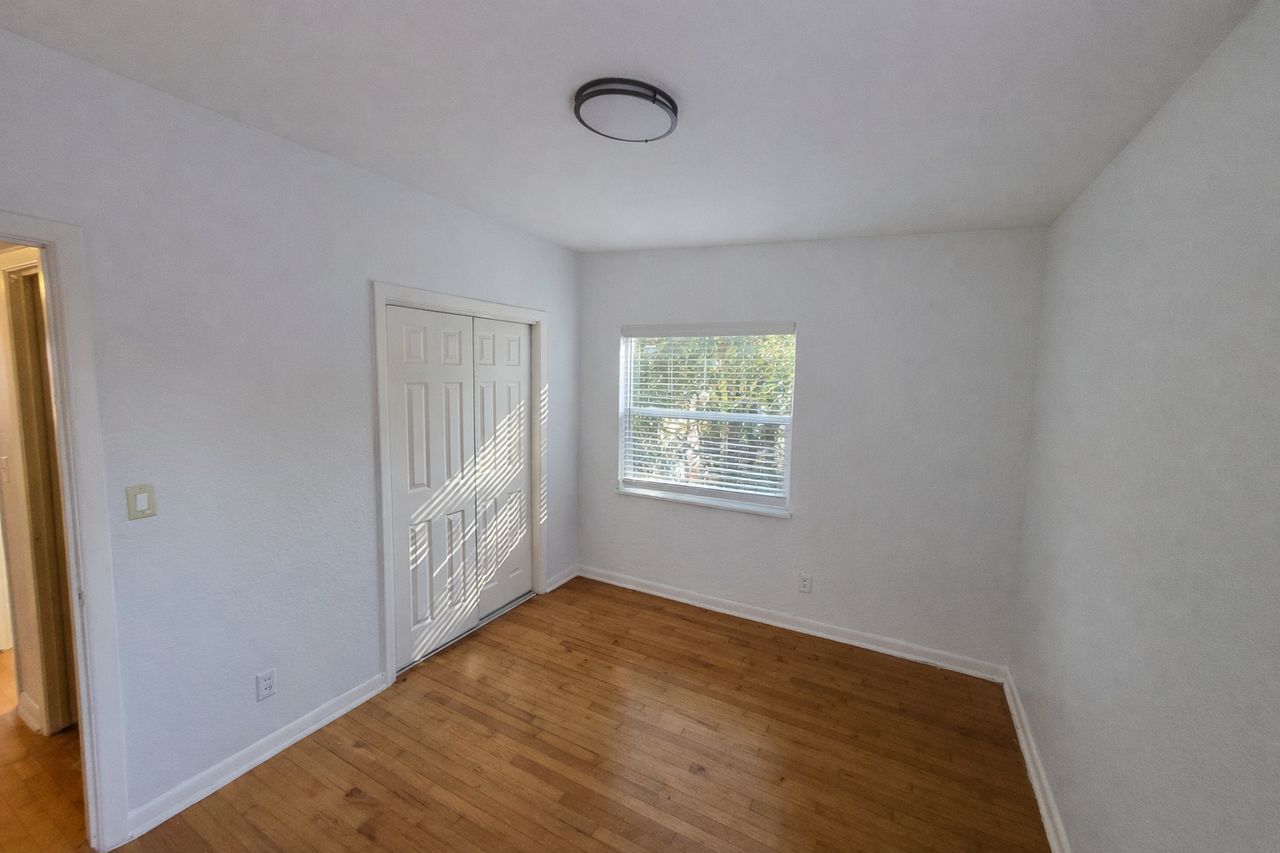 2648 Dellwood Ave #2 - Photo 7 of 9