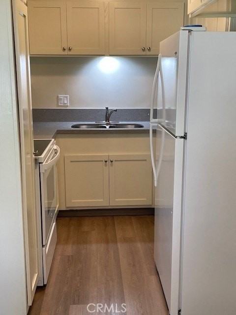 545 545 N Holliston 5 - Photo 3 of 9