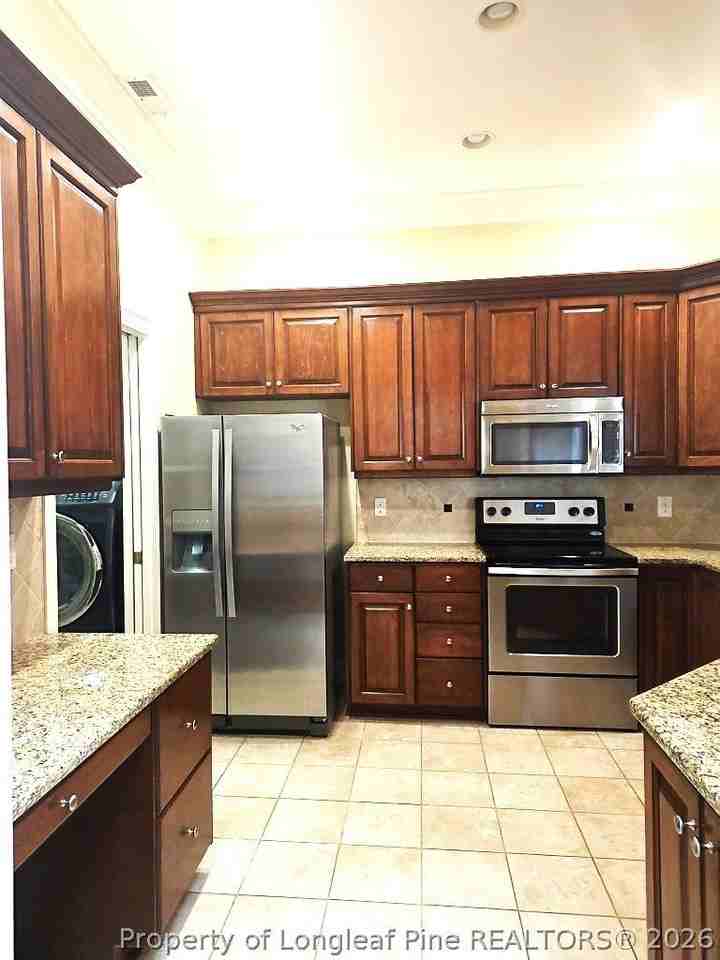 2671 Lockwood Rd Unit 202 - Photo 7 of 32