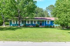 2906 Elizabeth Ln - Photo 1 of 1