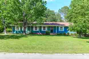 2906 Elizabeth Ln - Photo 1 of 1