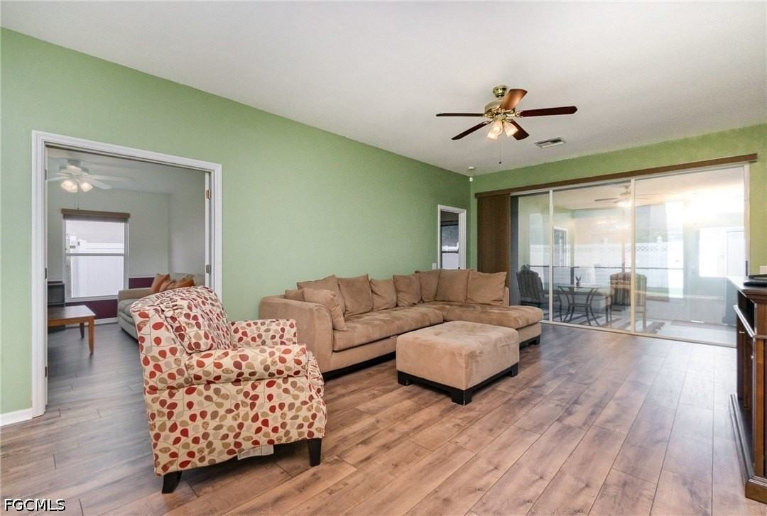 13246 Highland Chase Pl - Photo 5 of 27