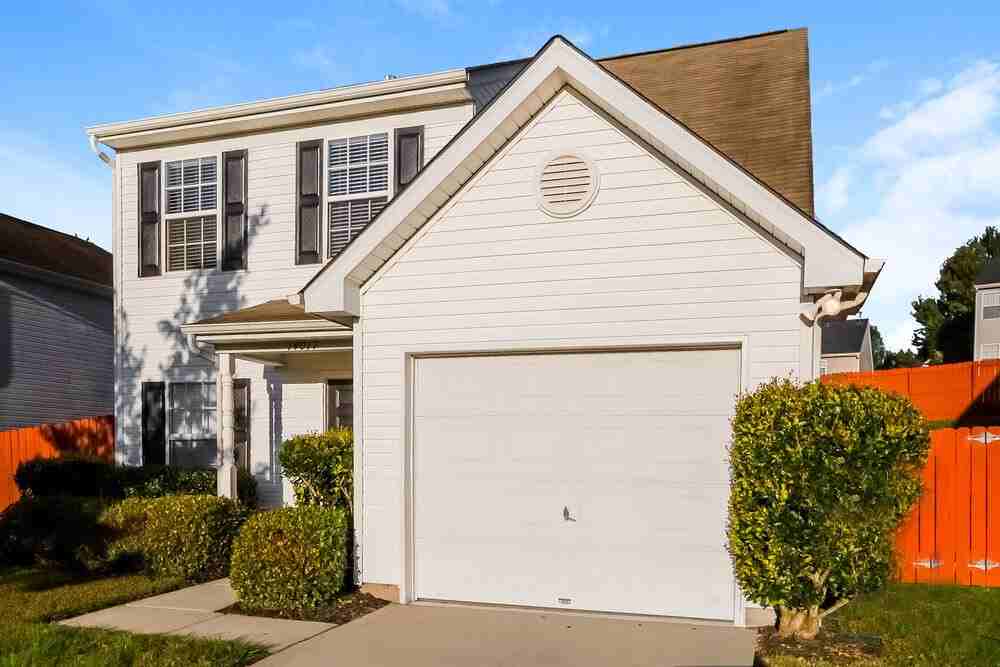 14017 Sobeck Ln - Photo 4 of 17