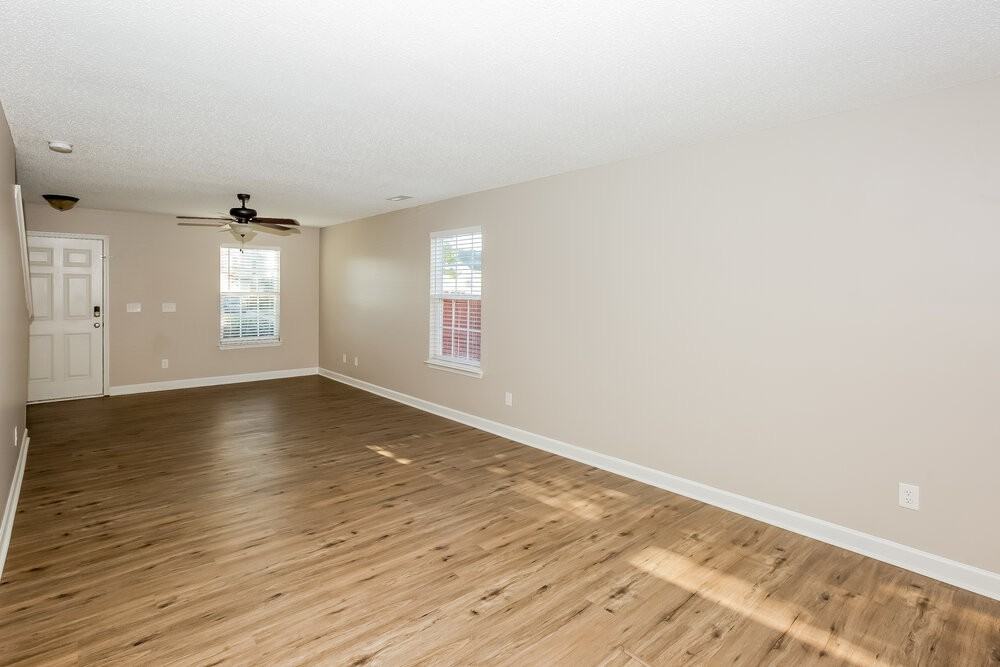 14017 Sobeck Ln - Photo 6 of 17