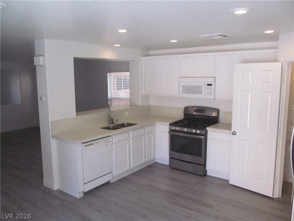 3351 Popcorn Flower St - Photo 5 of 23