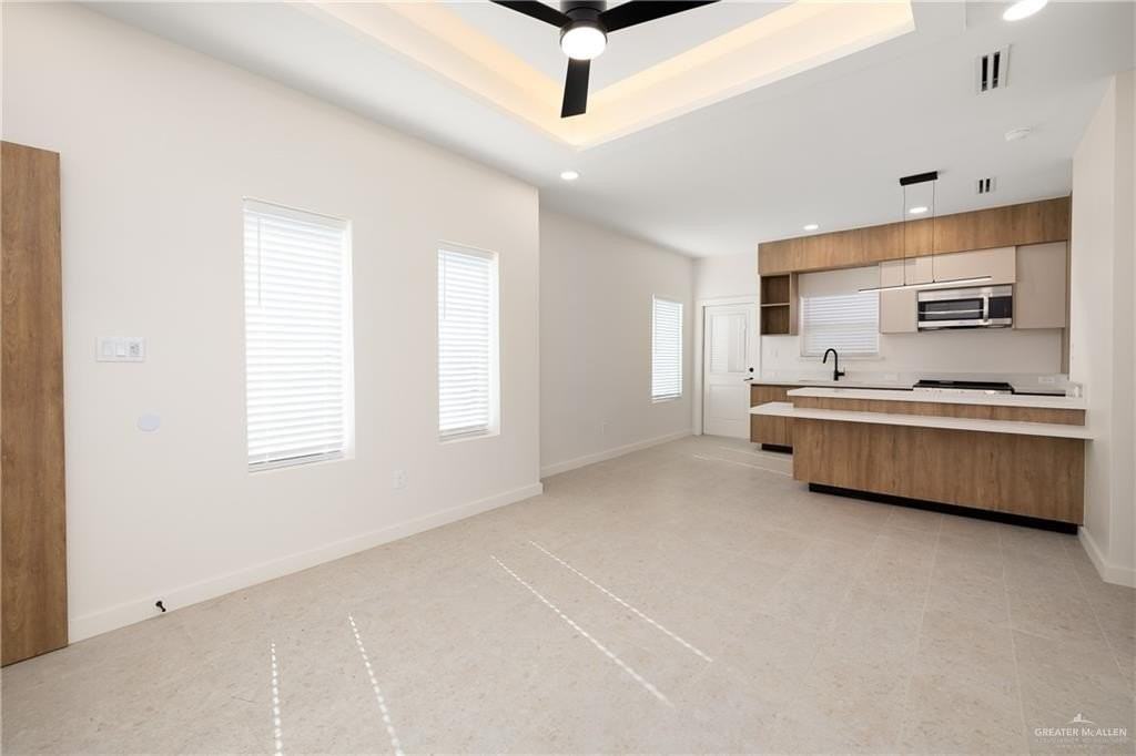 11501 N 25th St Apt 1 - Photo 5 of 19