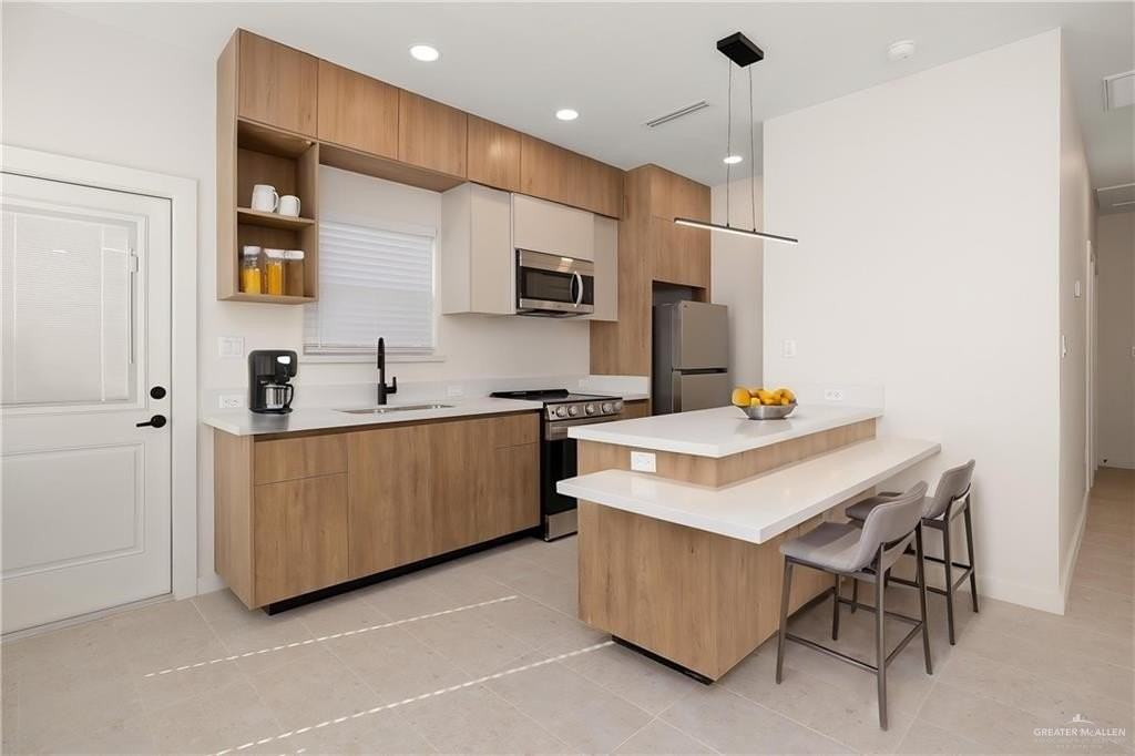 11501 N 25th St Apt 1 - Photo 6 of 19