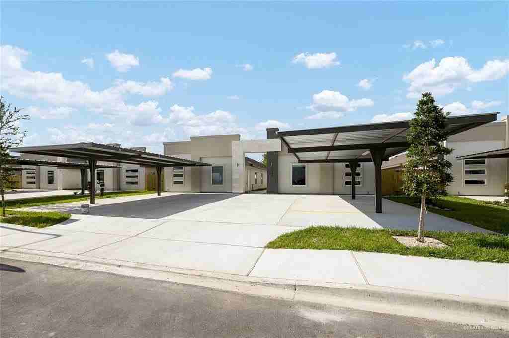 1907 W Violet Dr Apt 3 - Photo 2 of 29