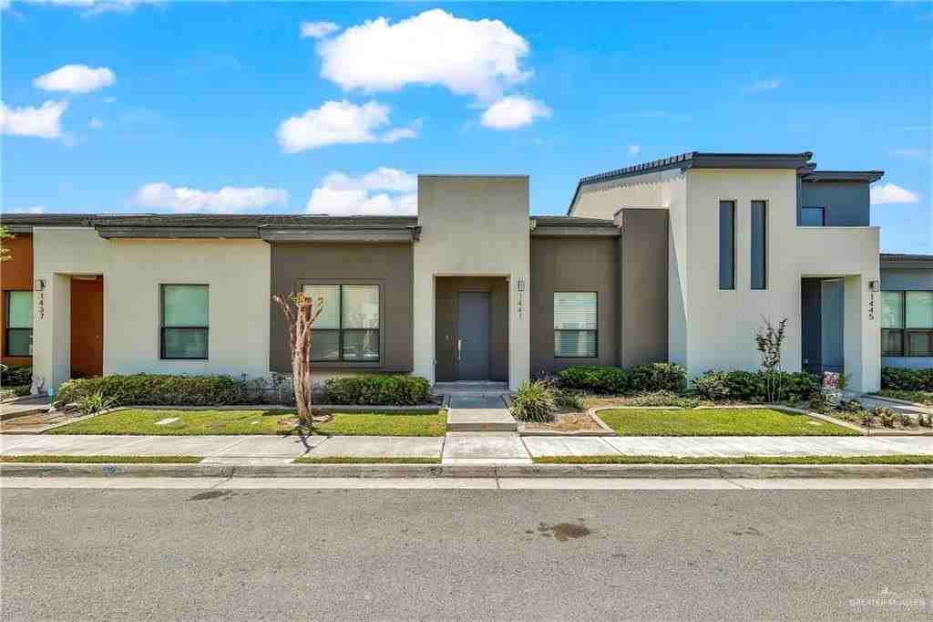 1441 Ozark Ave - Photo 3 of 27