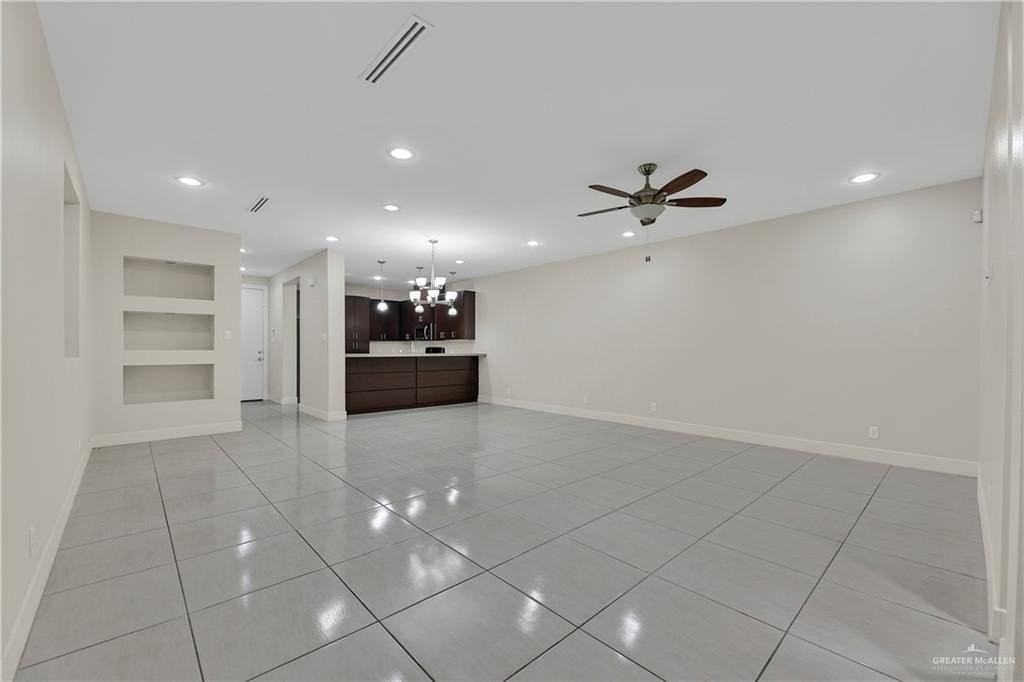 1441 Ozark Ave - Photo 4 of 27