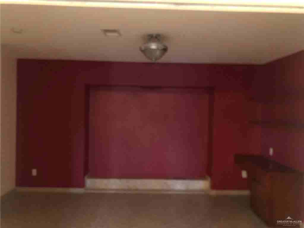 400 W Jackson Ave - Photo 5 of 22