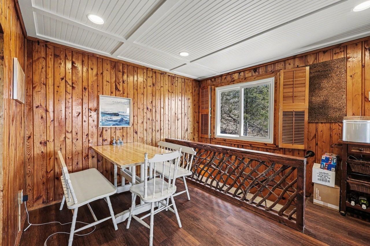 5884 Rays Dr - Photo 7 of 30