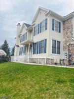 featured image of 34 Winding Way #34