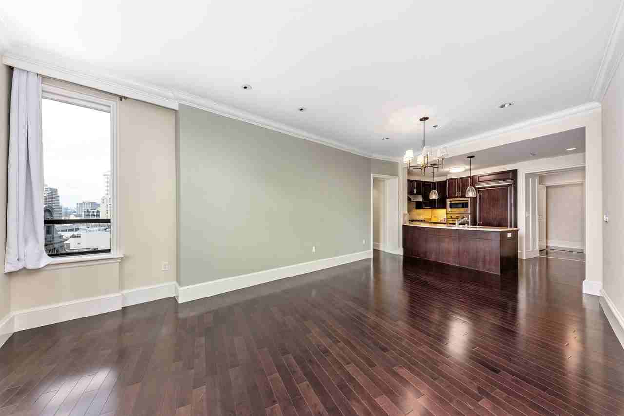 690 Market St #1 - Photo 4 of 37