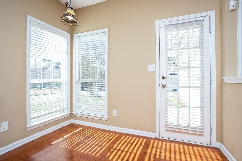 50 Cottage Ln - Photo 6 of 17