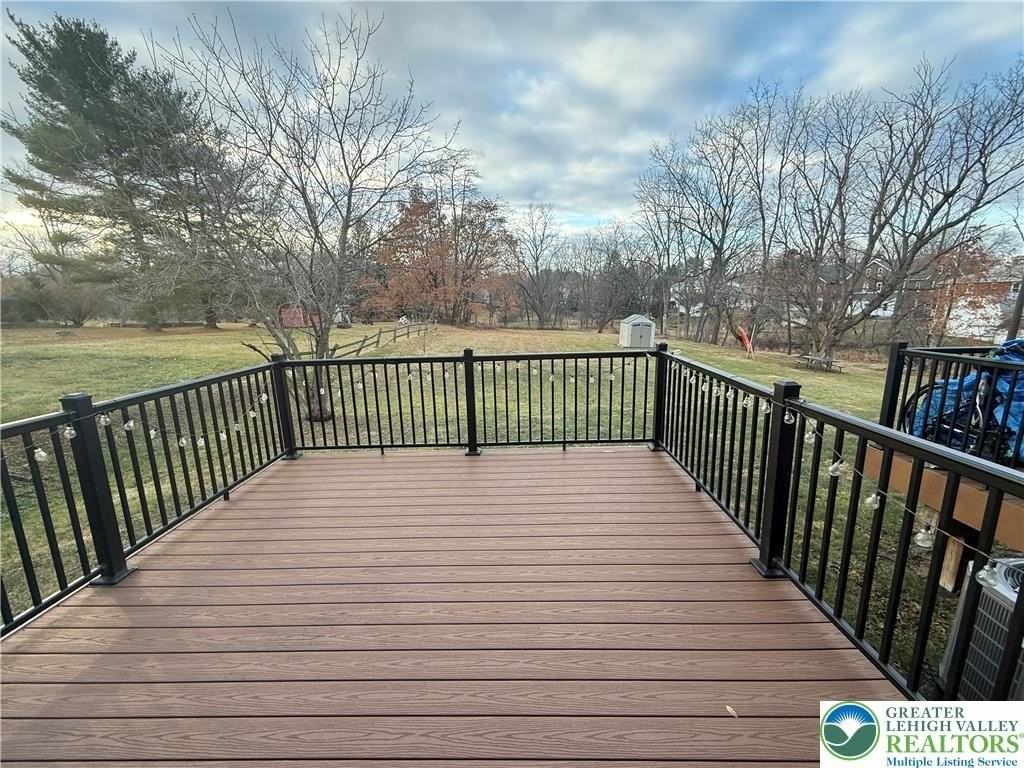 39 John Aly - Photo 2 of 17