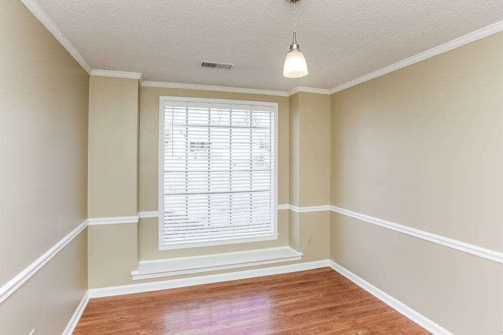 8123 Cairn Dr - Photo 6 of 16