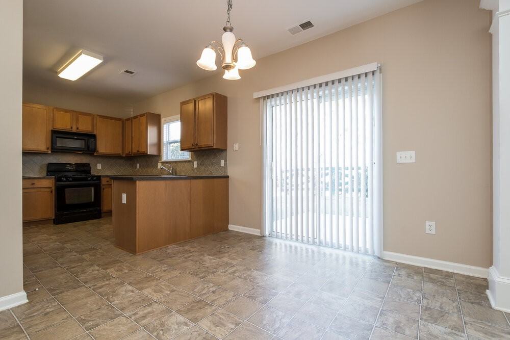 417 Little River Rd - Photo 5 of 16