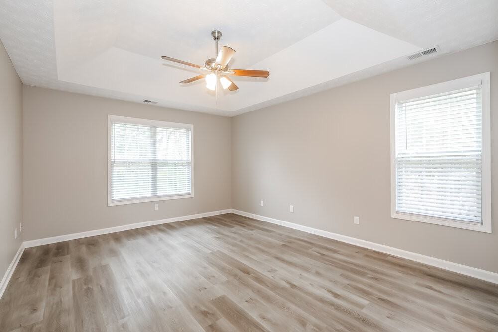 511 Saddle Ridge Dr - Photo 7 of 17