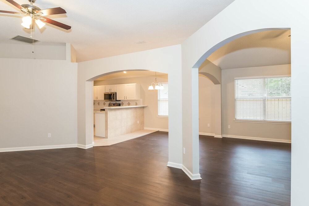 1113 Ajuga Ct - Photo 4 of 15