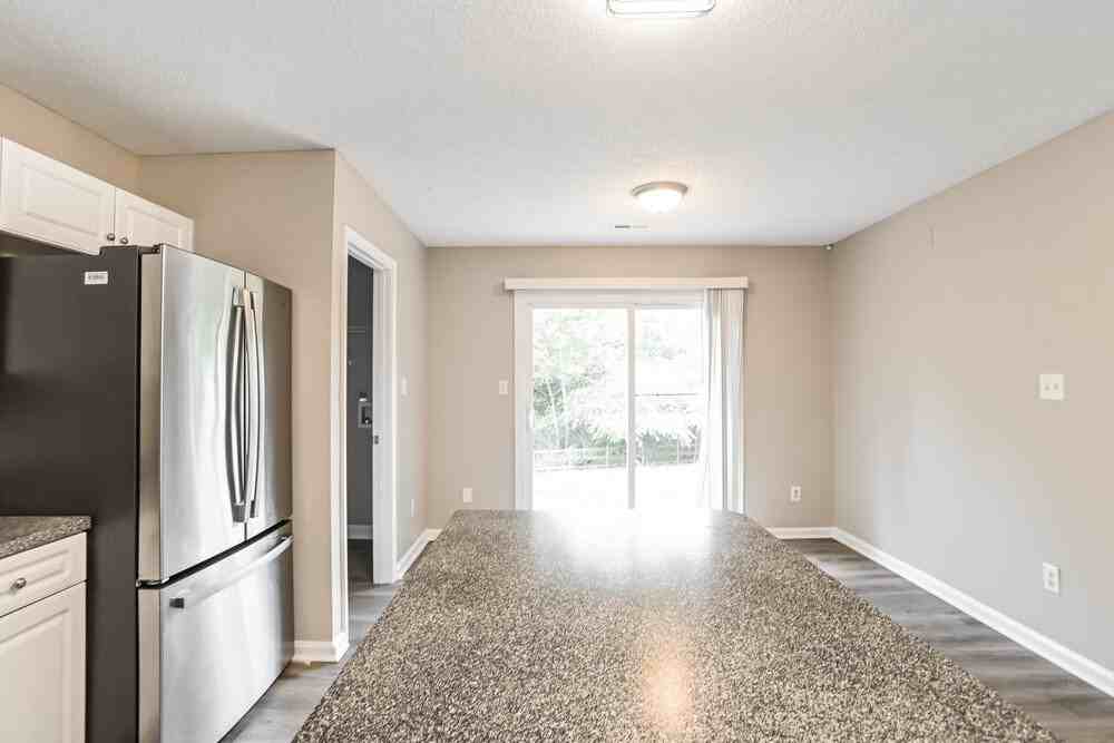 941 Milkwood Ln - Photo 6 of 16