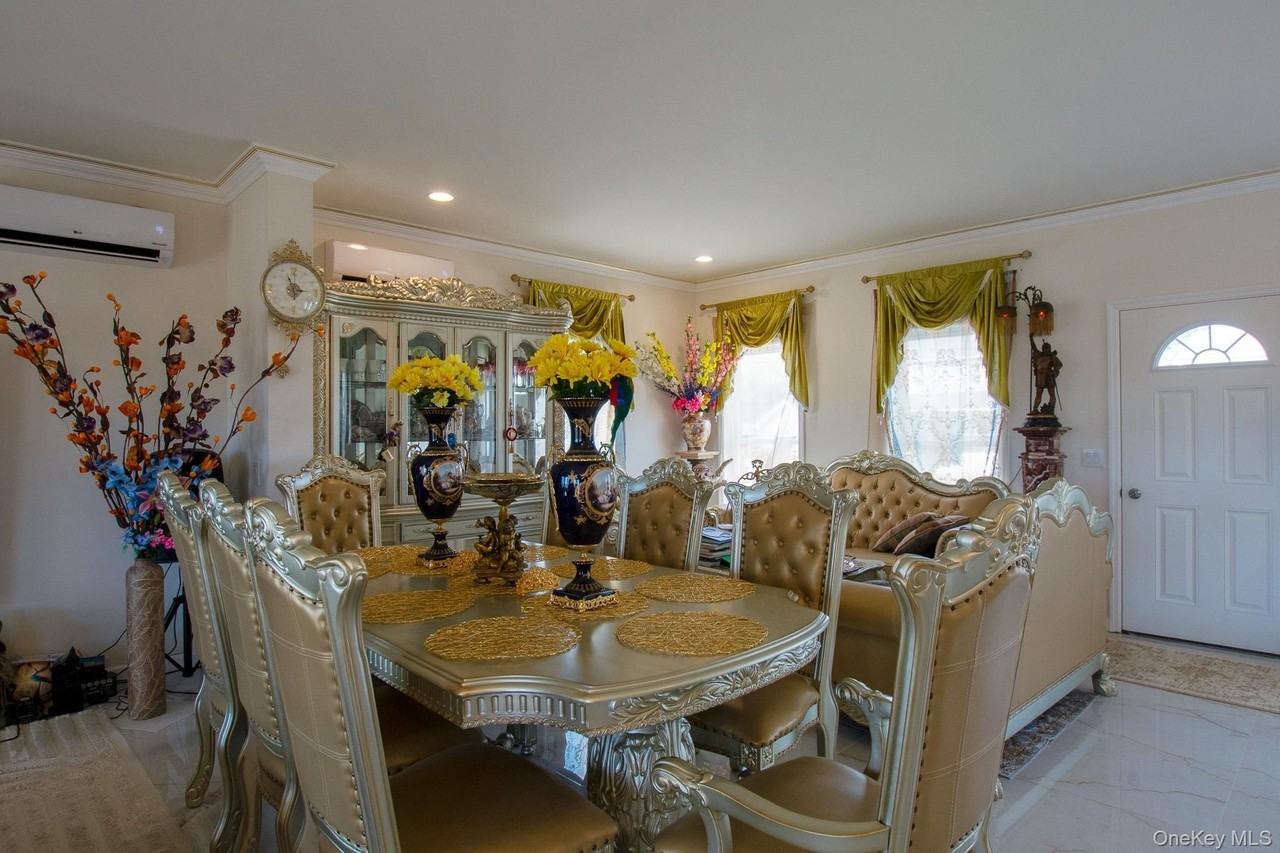 126 Trafalgar Dr - Photo 4 of 19