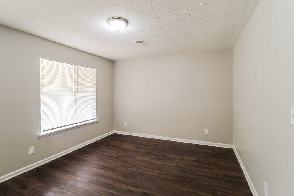 2861 Panther Ct - Photo 5 of 16