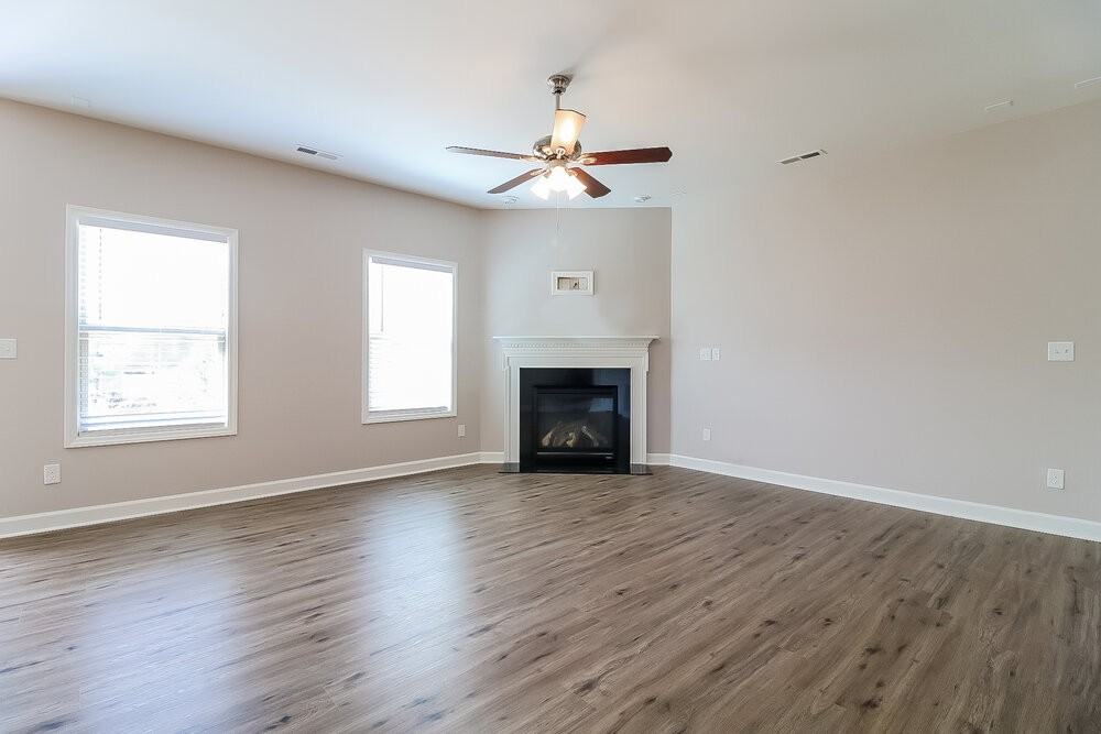 508 Mccarthy Dr - Photo 4 of 17