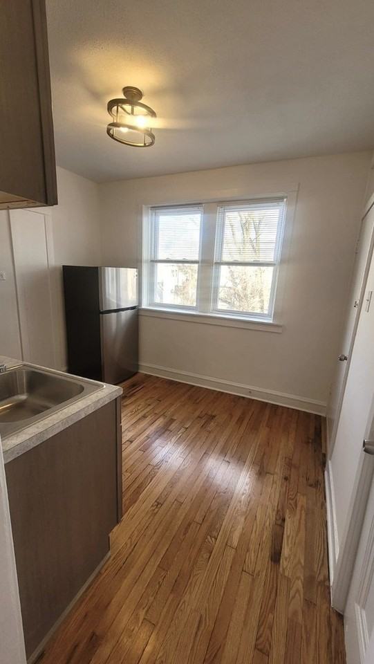 1107 N Avers Ave Apt 3 - Photo 6 of 13