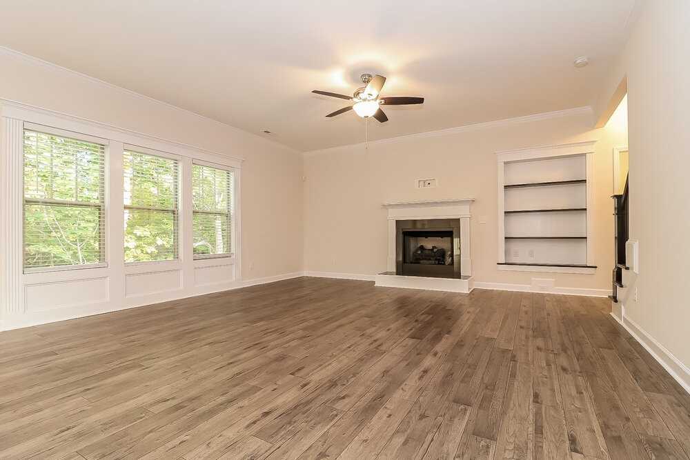 39 Grand Manor Ct - Photo 5 of 17