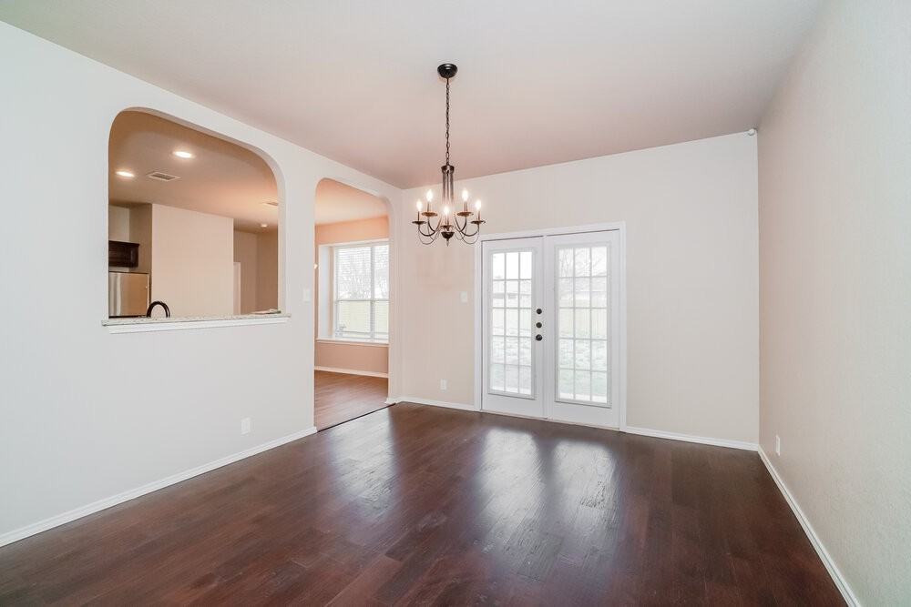 2123 Dodge Dr - Photo 7 of 17