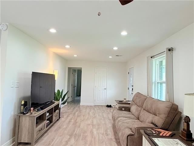 1912 Concord Rd - Photo 4 of 15