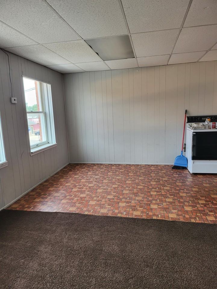 102-108 N Main St Ada Ohio 45810 - Photo 3 of 30