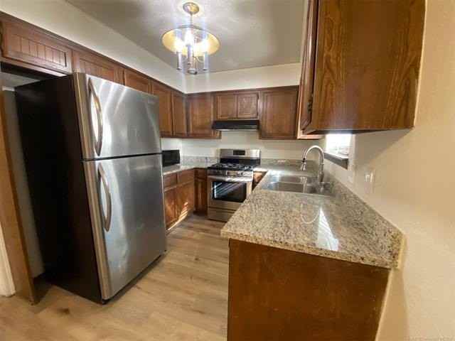 2519 E 74th Pl - Photo 4 of 23