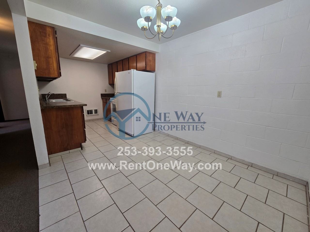 18601 4th Street East - Photo 6 of 12