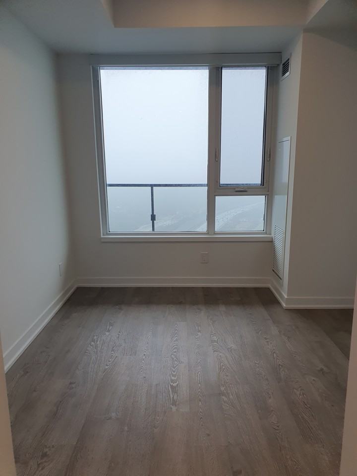 1926 Lake Shore Boulevard West - Photo 6 of 15