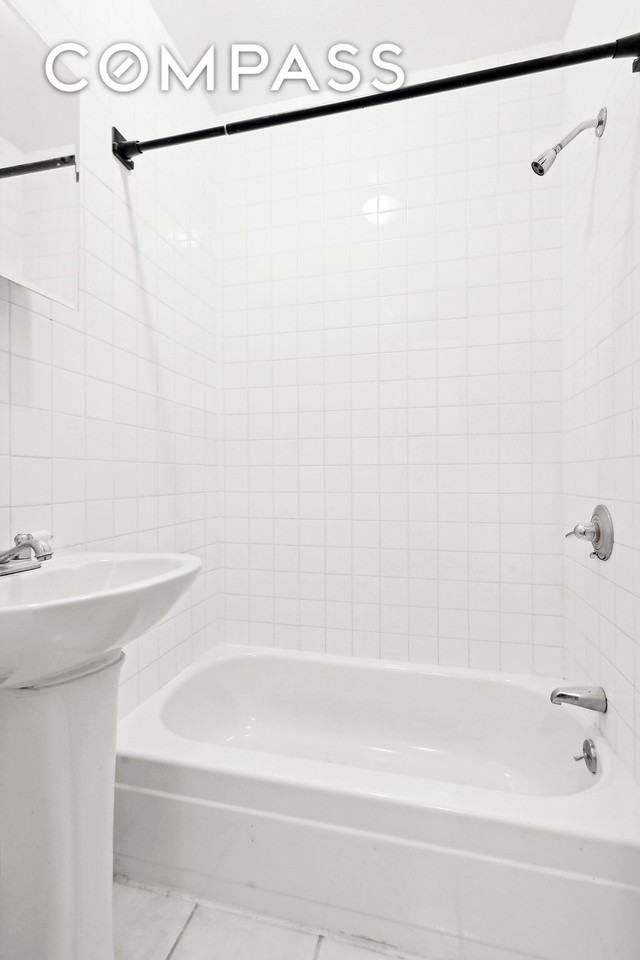 326 E 11th St #15 - Photo 6 of 6